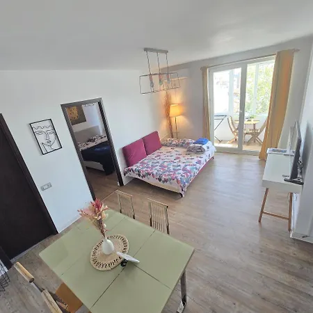 Old Town With Great View Boekarest