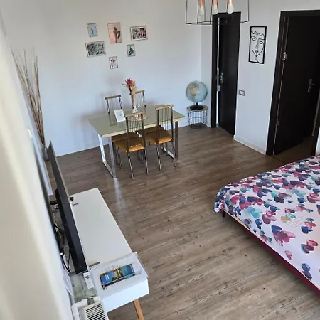 Old Town With Great View Appartement *