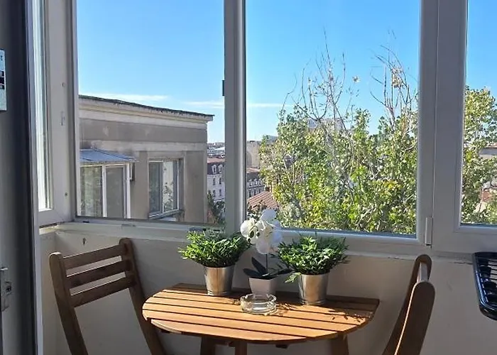 Апартаменты Old Town With Great View *